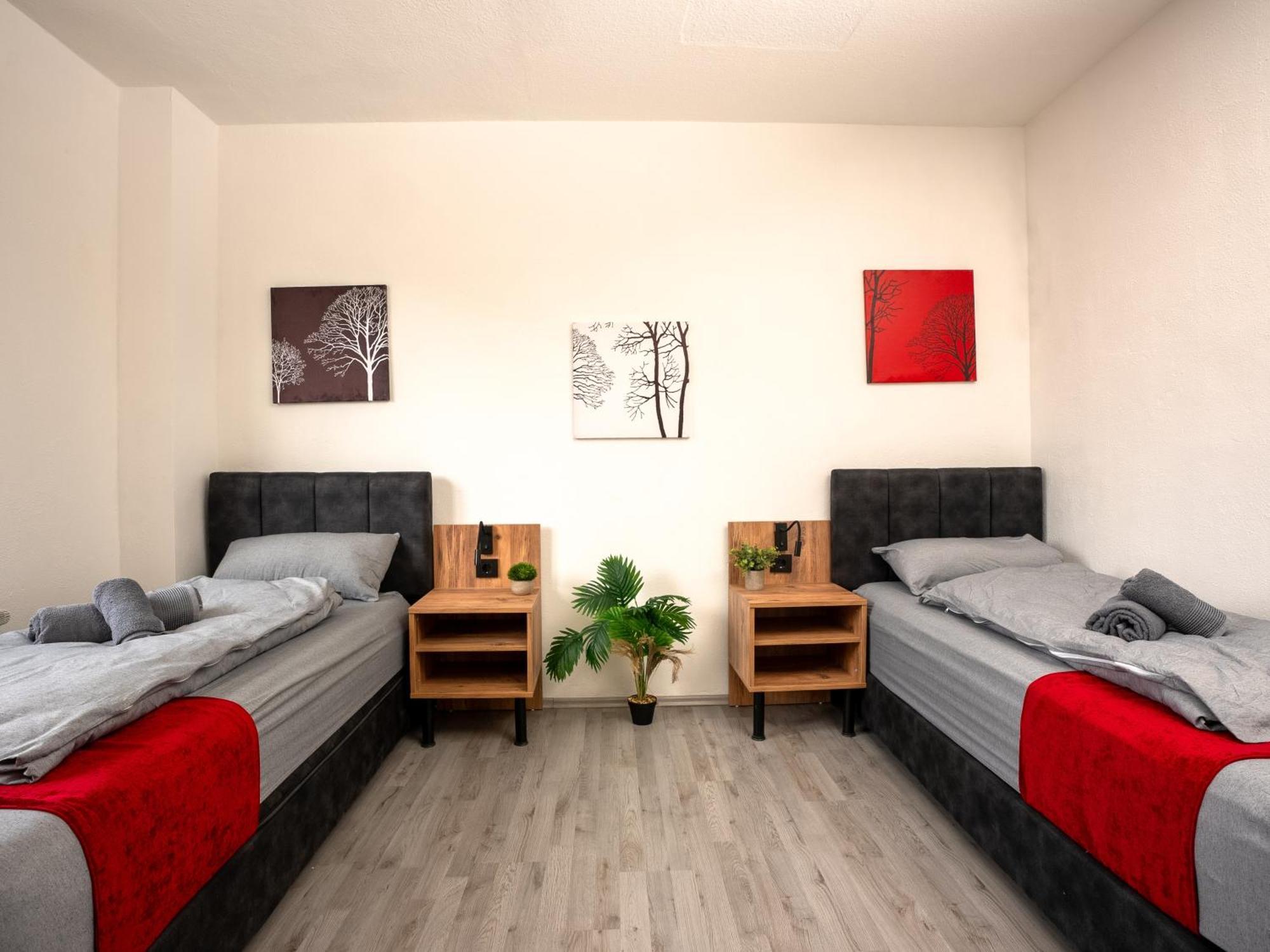 Serviceroom24 - Apartment 4 In Herten Wlan - Smart-Tv - 24-7 Check-In Und Kueche Εξωτερικό φωτογραφία