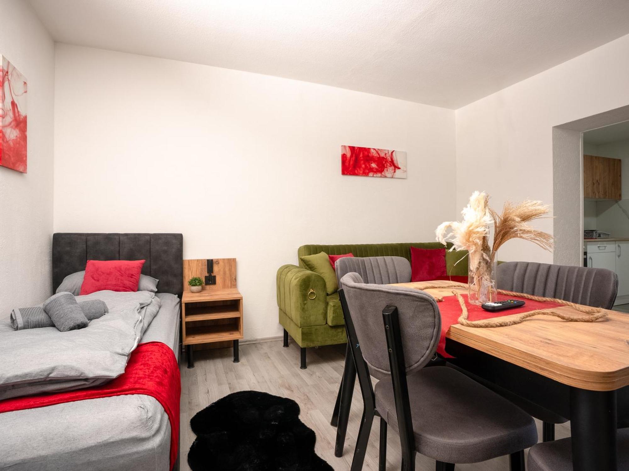 Serviceroom24 - Apartment 4 In Herten Wlan - Smart-Tv - 24-7 Check-In Und Kueche Εξωτερικό φωτογραφία